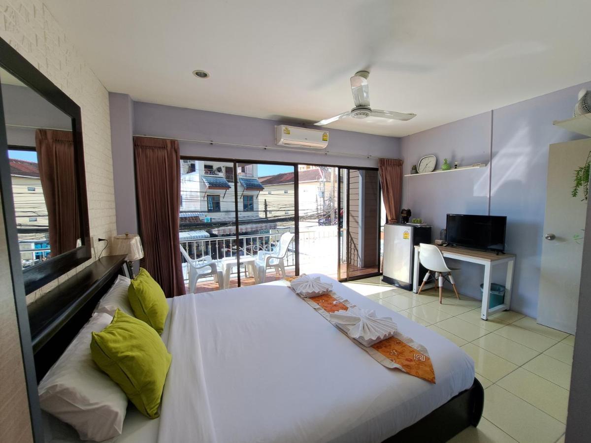Lily Holiday 百合假日 Patong Exterior photo